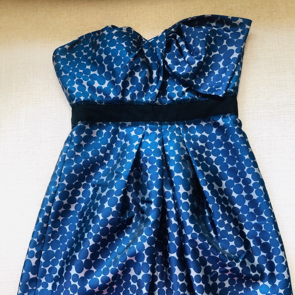BCBG Maxazria Blue Gray Polka Dot Strapless Dress
